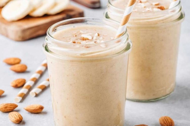 Холодный грушевый смузи с миндальным молоком