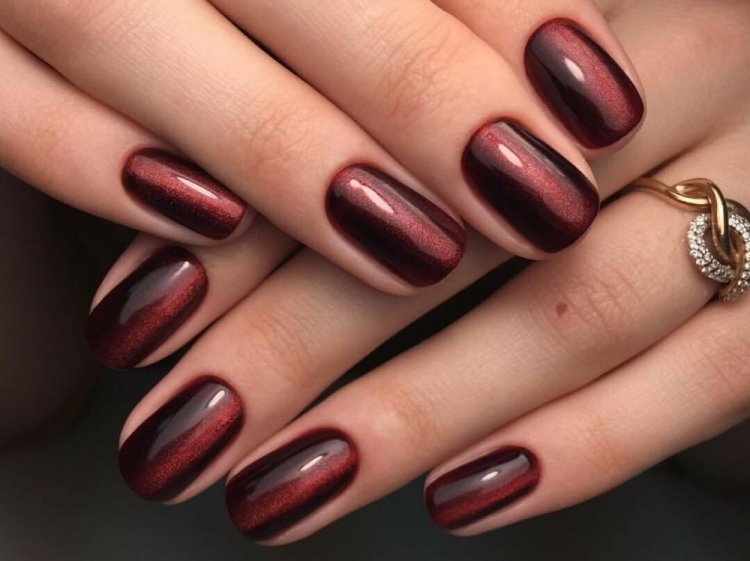 Маникюр «Кошачий глаз»