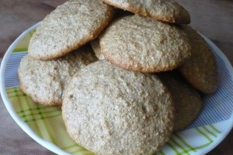 Белковое печенье с отрубями