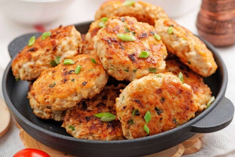 Кето-котлеты из курицы