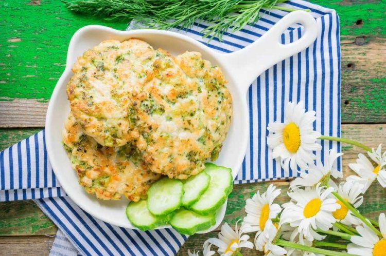 Котлеты из курицы и брокколи