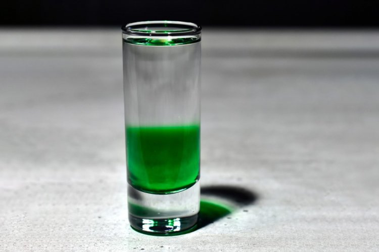 Мятный шот с самбукой