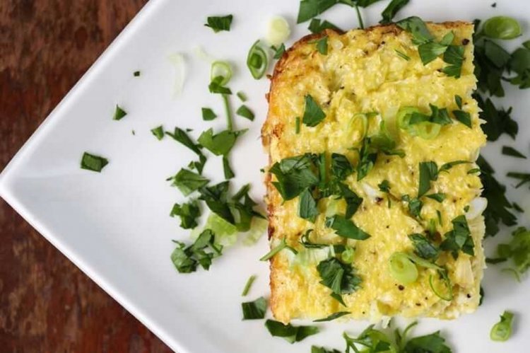 Омлет с кабачком и цветной капустой в духовке