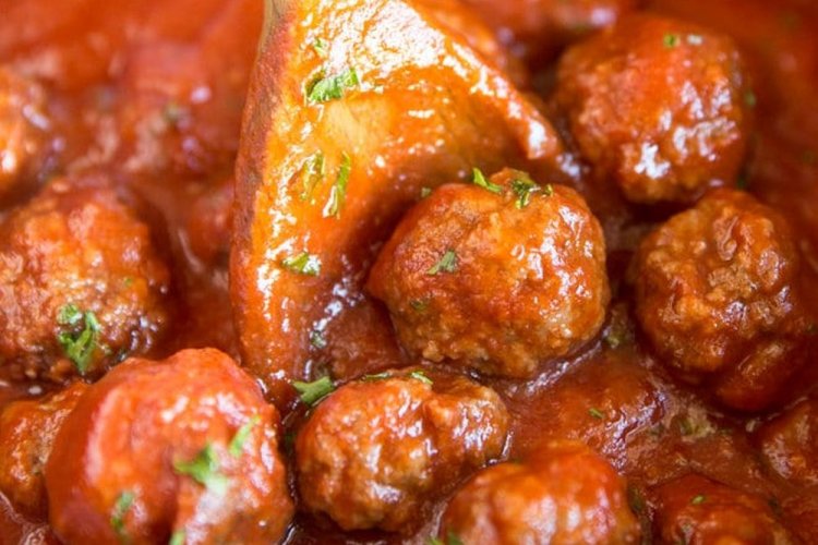 Тефтели из индейки в томатном соке