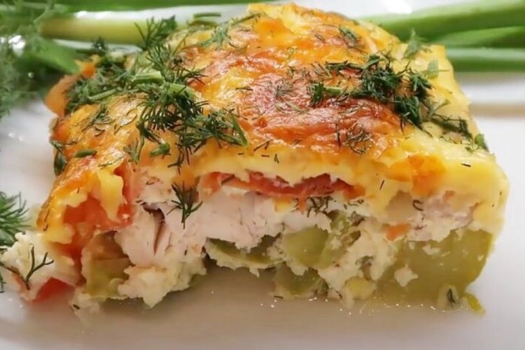 Запеканка из куриной грудки и цукини