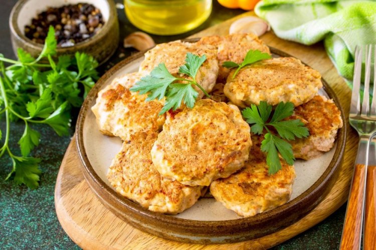 Постные котлеты из минтая