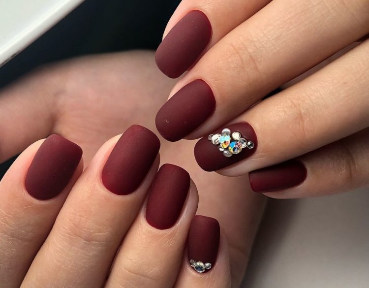 Акцентные стразы