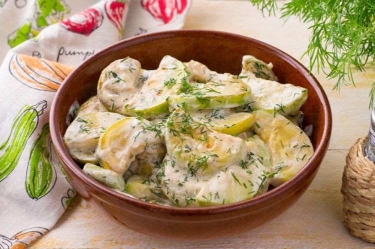 Кабачки в сметане