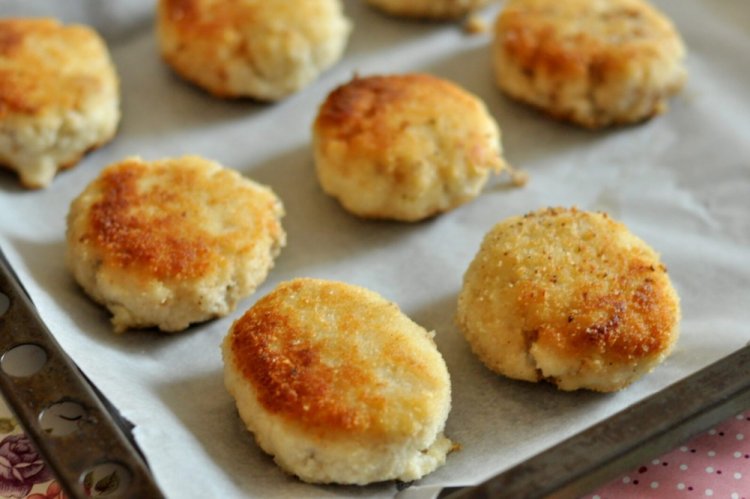 Рыбные ПП котлеты с творогом в духовке