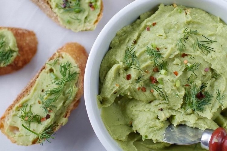 Намазка с авокадо и сливочным сыром