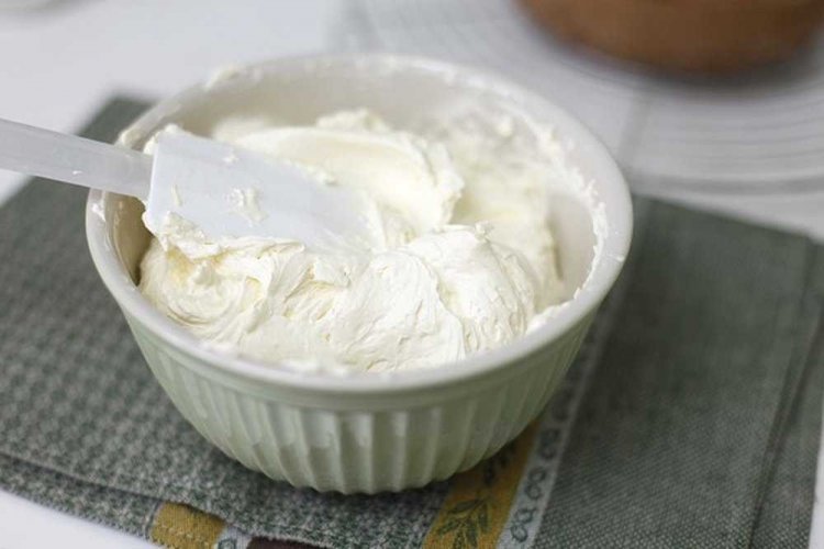 Сливочный крем со сметаной