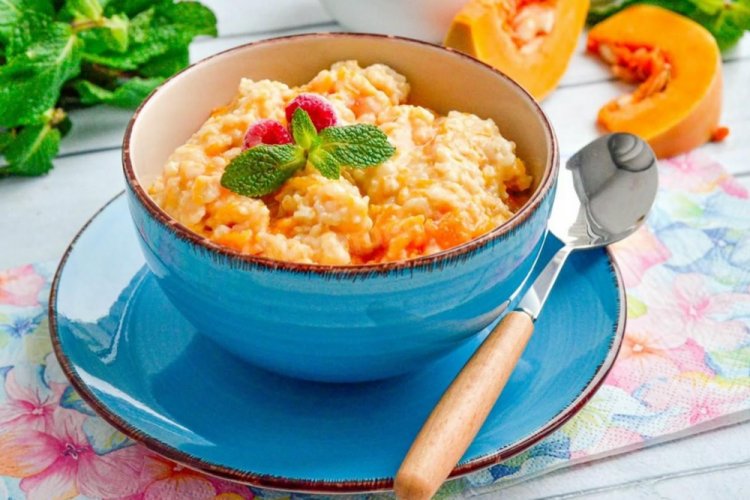 Овсяная каша с тыквой на завтрак