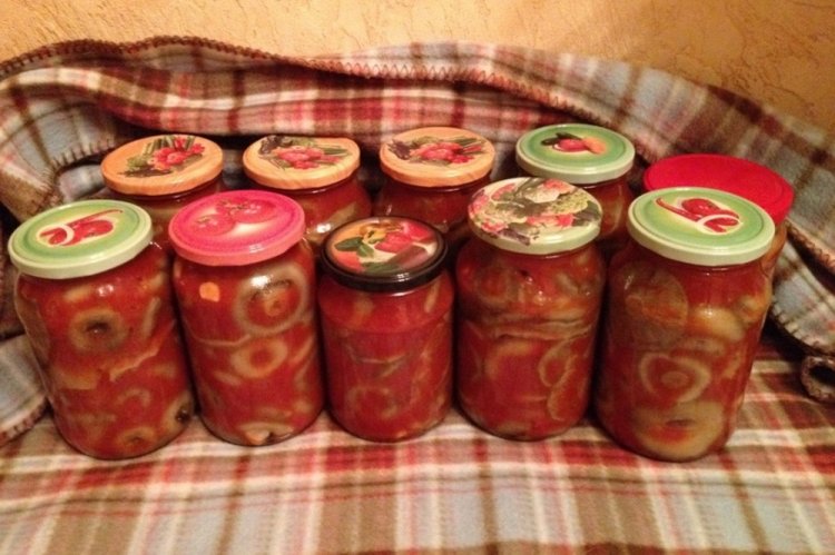 Рыжики в томате на зиму