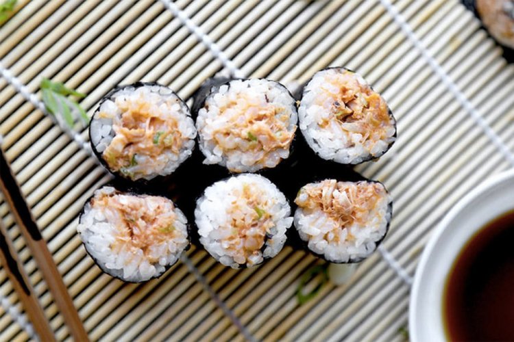 Начинка с консервированным тунцом для роллов