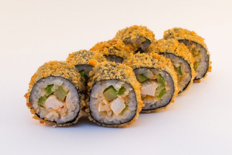 С курицей и авокадо