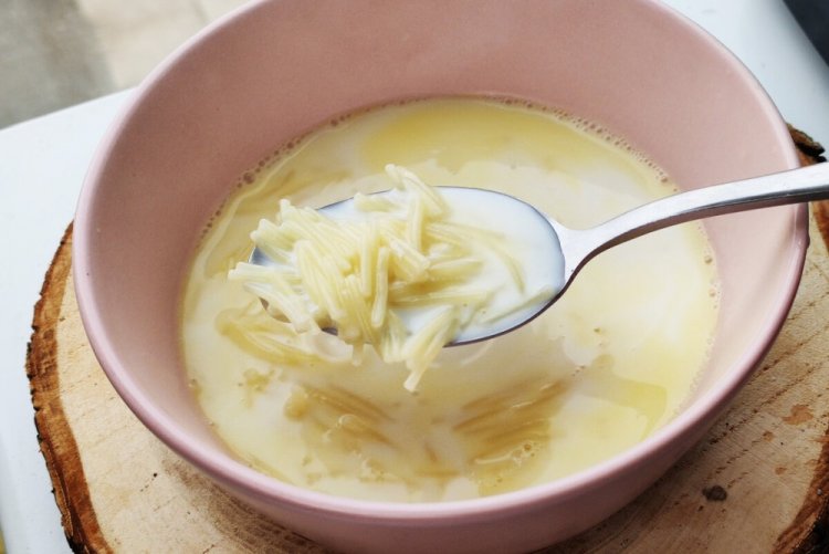 Молочный суп с вермишелью