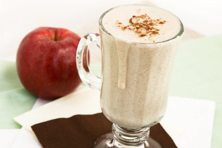 Смузи с кефиром и яблоком