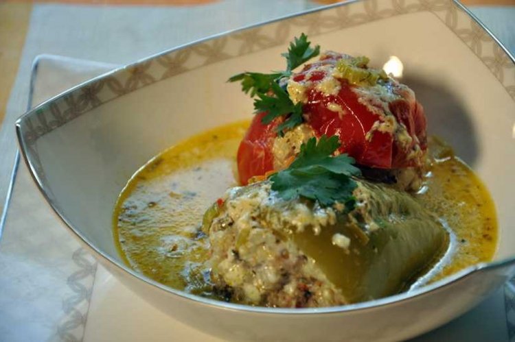 Сливочный соус для фаршированных перцев