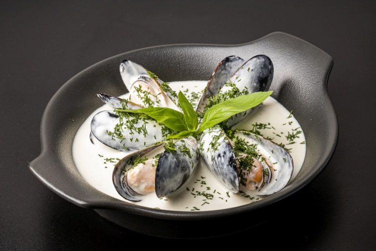 Молочный соус с пармезаном для мидий