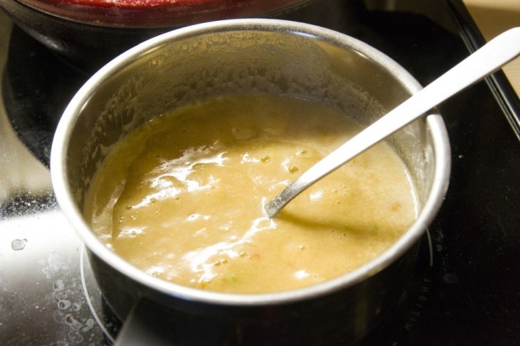 Пивной соус для свиных ребрышек