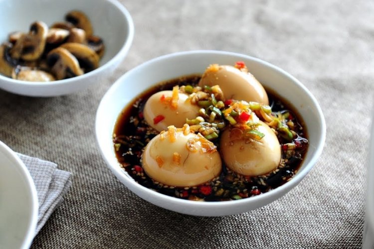 Маринованные яйца по-корейски