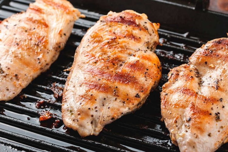 Куриные грудки на сковороде-гриль