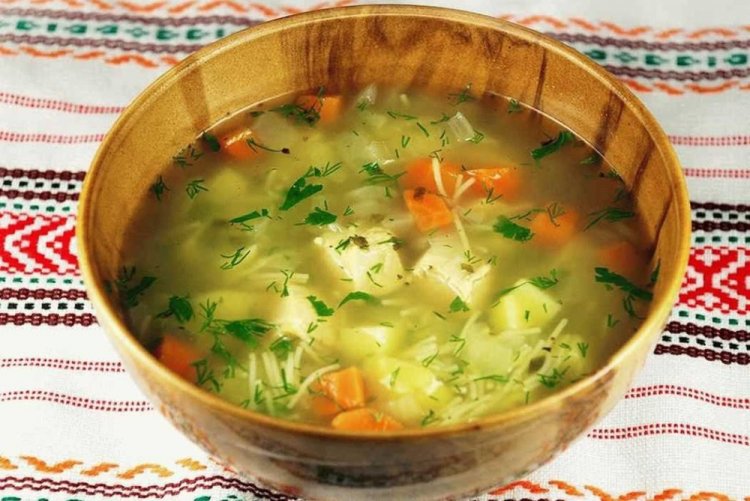 Суп из свиных ребрышек с вермишелью