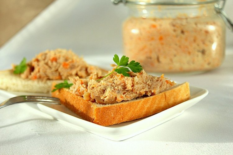 Рийет из курицы с яблоком