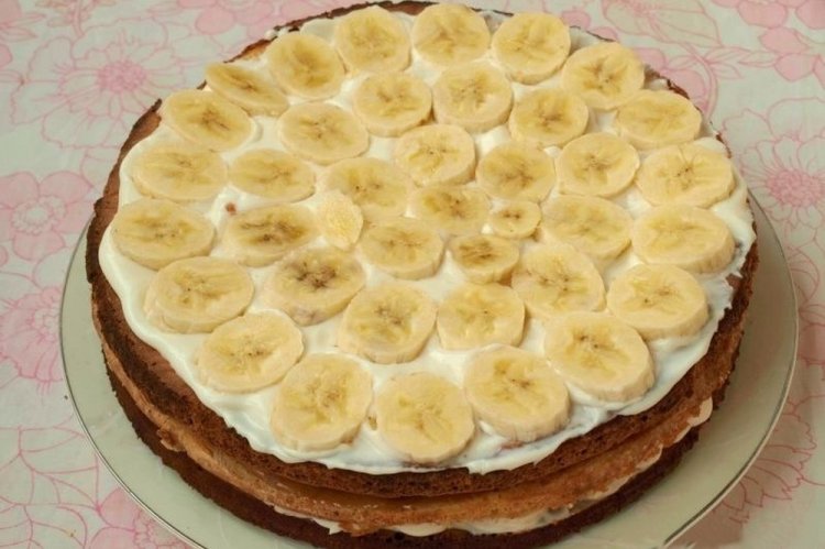 Новогодний торт из готовых бисквитных коржей