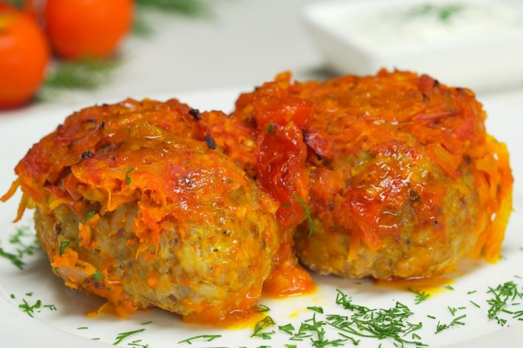 Ленивые голубцы с подливкой на сковороде