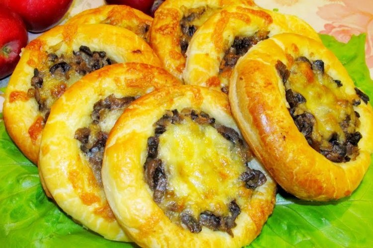 Ватрушки с грибами