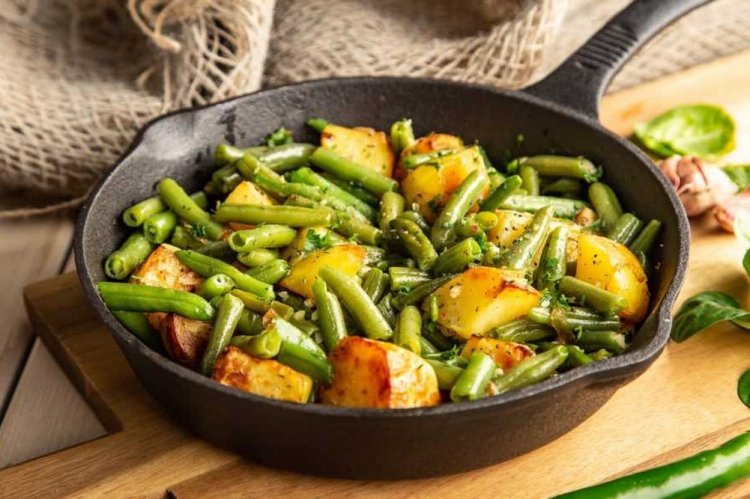 Жаркое из курицы со спаржей