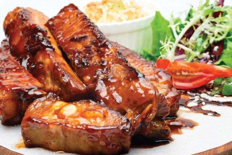 Свиные ребрышки с соевым соусом в мультиварке