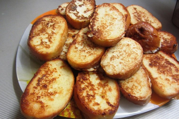 Сладкие гренки без яиц