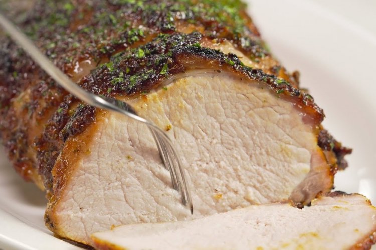 Свиная корейка с паприкой в духовке