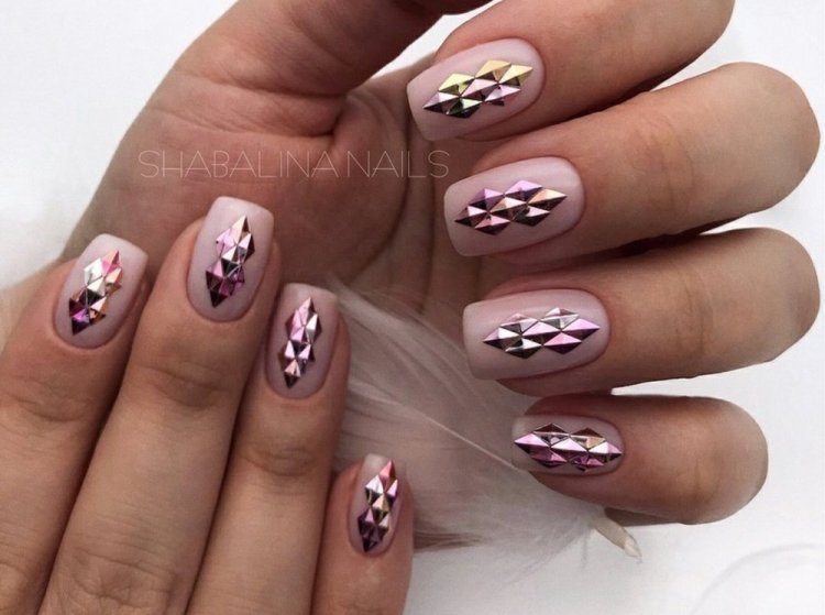 Маникюр Чешуя дракона