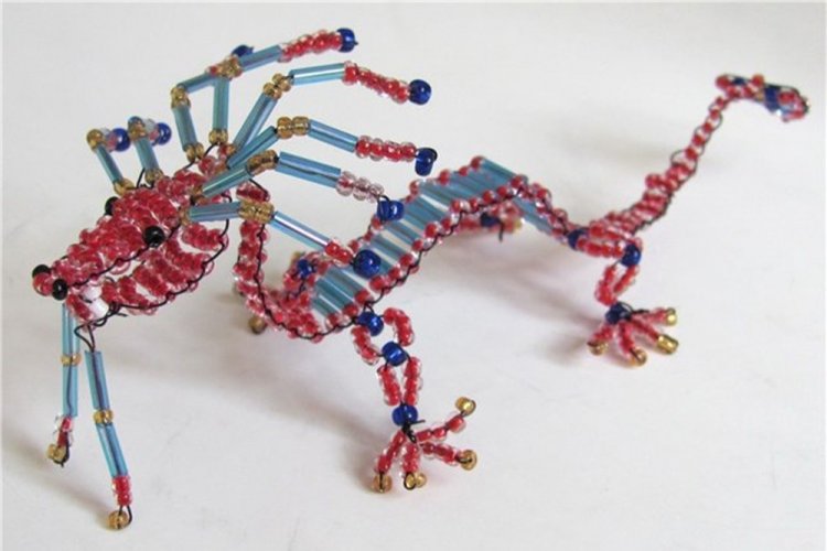 Дракон из бисера