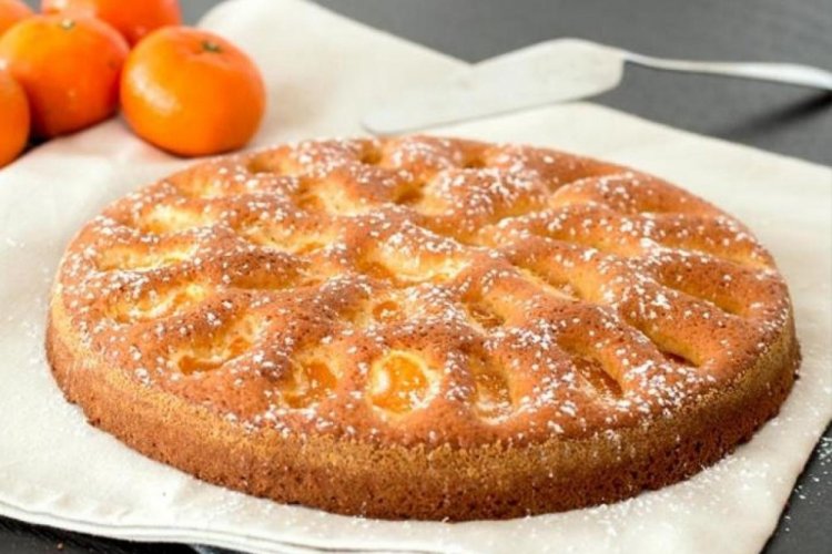 Пирог с мандаринами на сметане