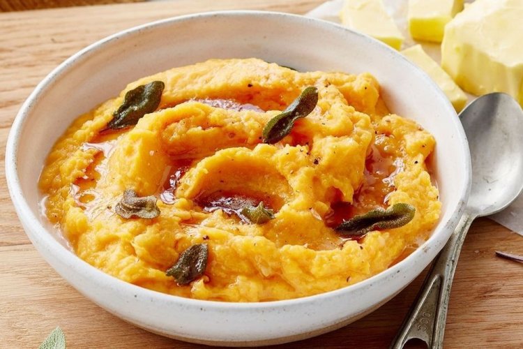 Пюре из тыквы с луком, морковью и яйцом