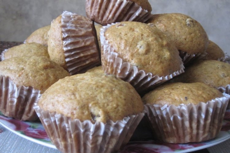 Постные морковные кексы