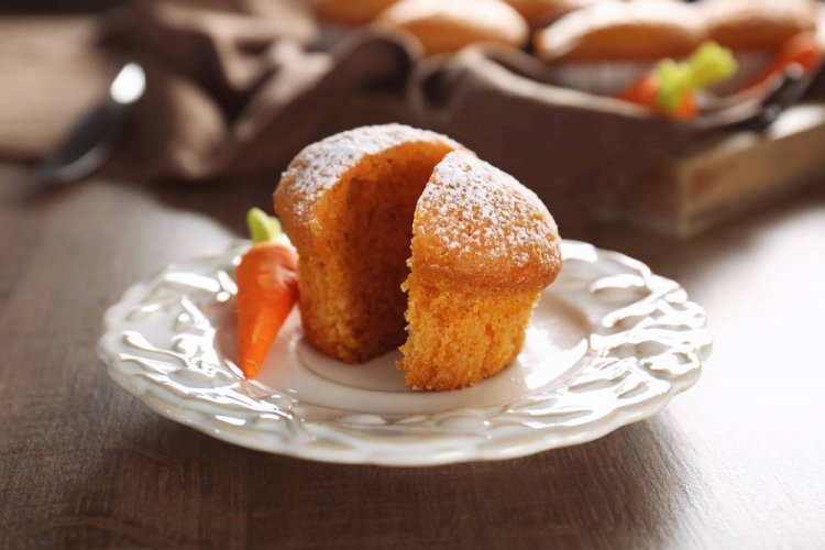 Морковные кексы на молоке с лимонной цедрой