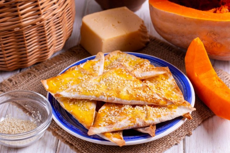 Самса из лаваша с тыквой