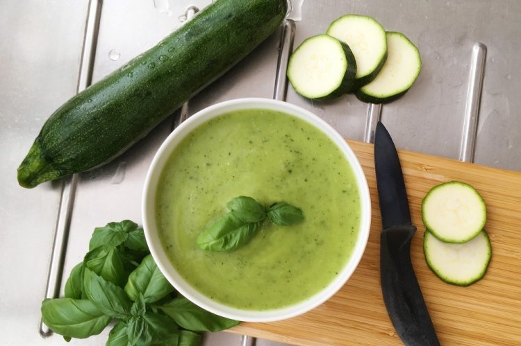 Пюре из кабачков со шпинатом