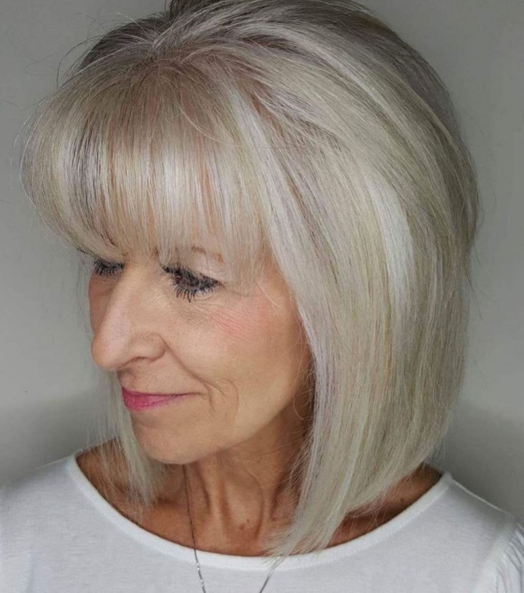 Каре с челкой