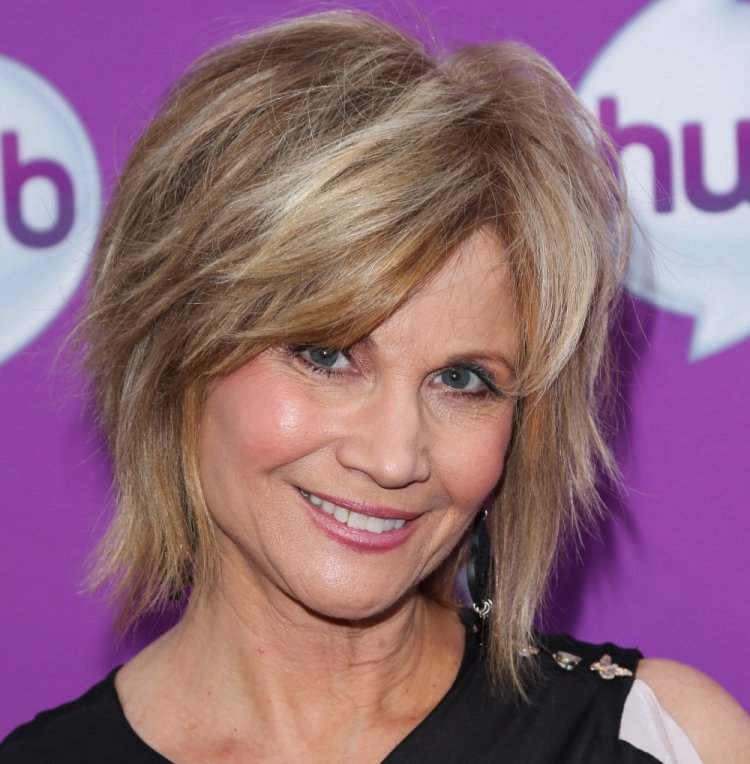 Косая челка