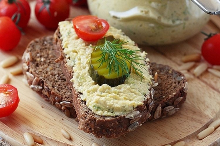 Паштет из печени трески с авокадо