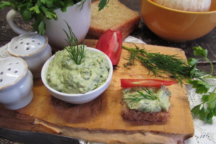 Паштет из печени трески со шпинатом