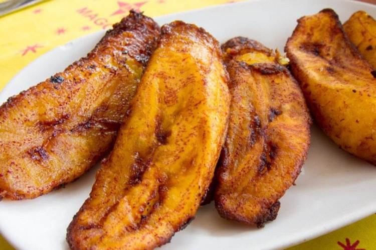 Жареные бананы в коньяке