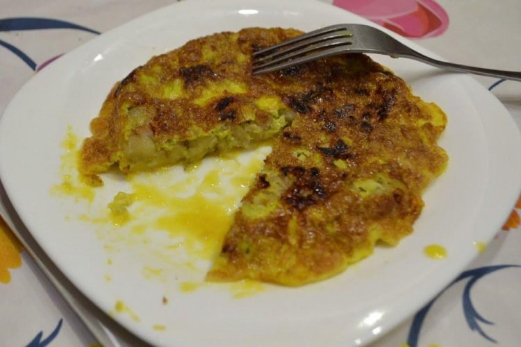 Жареные бананы с яйцом