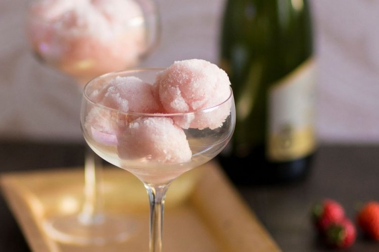 Сорбет из шампанского на 14 февраля